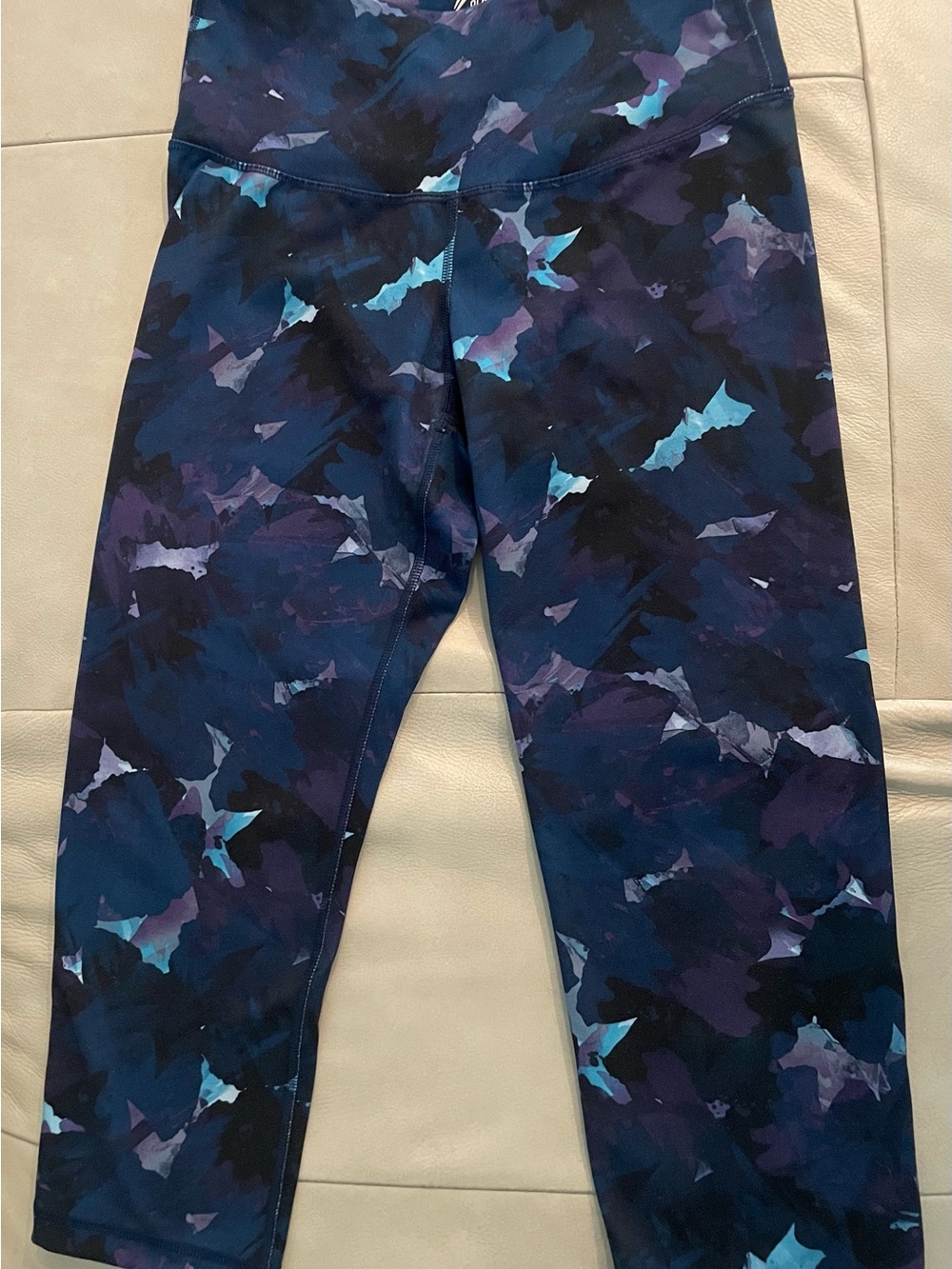 Old Navy Navy & Purple Patterned capri Active Leggings